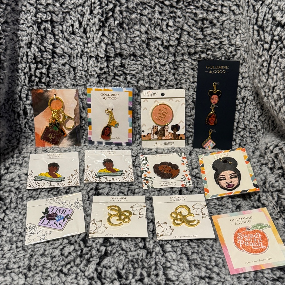 Women Jewelry Set - Gold and Black